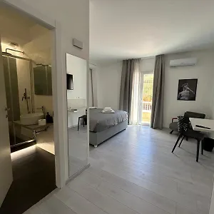  Affittacamere Mani - Con Bagno Privato